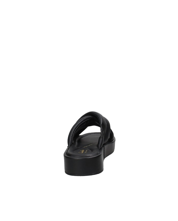 Clarks Alda Glide Sandalo con zeppa in nappa Nero Clarks Alda Glide Sandalo con zeppa in nappa Nero