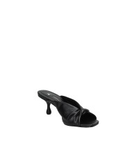 Carrano 799006 Sabot aperto in nappa Nero