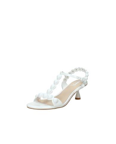 Jeannot 637.Q Sandalo scalzato con borchie tonde in vernice Bianco Jeannot 637.Q Sandalo scalzato con borchie tonde in vernice Bianco