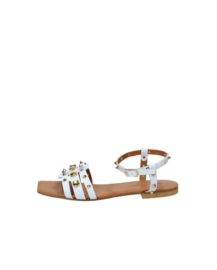 Vincent Vega Eleven Sandalo basso in pelle con borchie Bianco Vincent Vega Eleven Sandalo basso in pelle con borchie Bianco