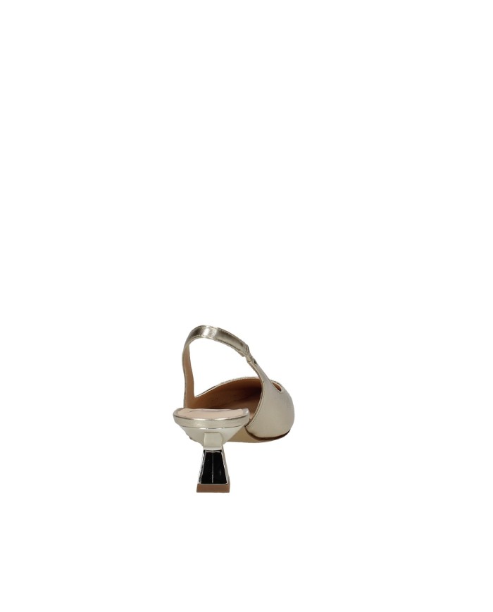 Festa Arabel Décolleté slingback in laminato Platino Festa Arabel Décolleté slingback in laminato Platino