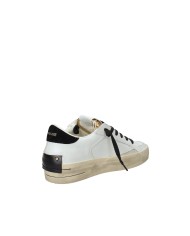 Crime London Sk8 Delux.25192 Sneaker basse donna in pelle e pailettes Bianco e Oro Crime London Sk8 Delux.25192 Sneaker basse donna in pelle e pailettes Bianco e Oro