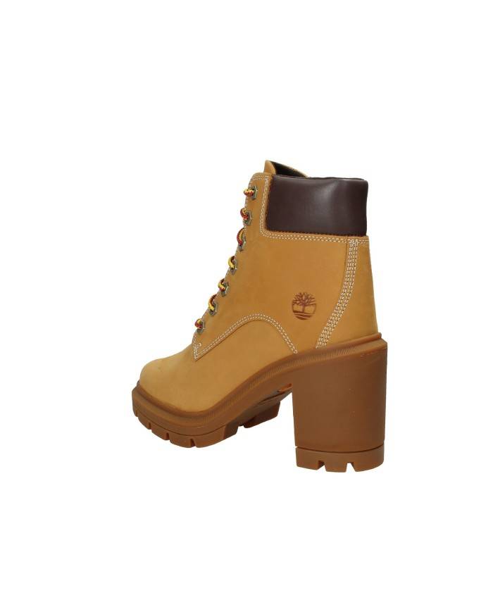 Timberland® alligton.a5y5r Stivaletto carrarmato con tacco in nabuk Premium Leather Giallo Timberland® alligton.a5y5r Stivaletto carrarmato con tacco in nabuk Premium Leather Giallo