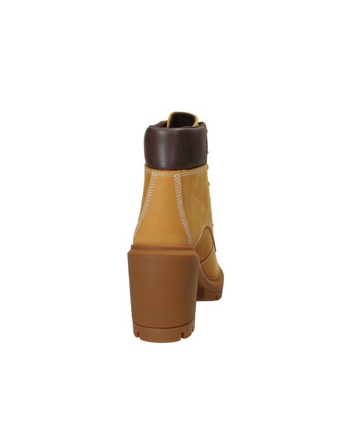 Timberland® alligton.a5y5r Stivaletto carrarmato con tacco in nabuk Premium Leather Giallo Timberland® alligton.a5y5r Stivaletto carrarmato con tacco in nabuk Premium Leather Giallo