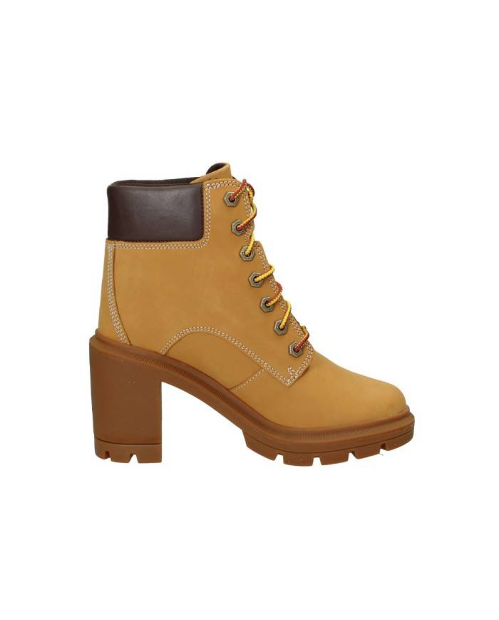Timberland® alligton.a5y5r Stivaletto carrarmato con tacco in nabuk Premium Leather Giallo Timberland® alligton.a5y5r Stivaletto carrarmato con tacco in nabuk Premium Leather Giallo