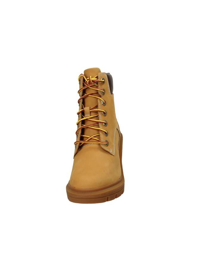 Timberland® alligton.a5y5r Stivaletto carrarmato con tacco in nabuk Premium Leather Giallo Timberland® alligton.a5y5r Stivaletto carrarmato con tacco in nabuk Premium Leather Giallo