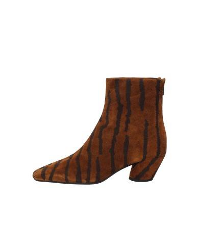 JVAM Beatrice40005 Tronchetto donna con zip in camoscio animalier Cognac JVAM Beatrice40005 Tronchetto donna con zip in camoscio animalier Cognac