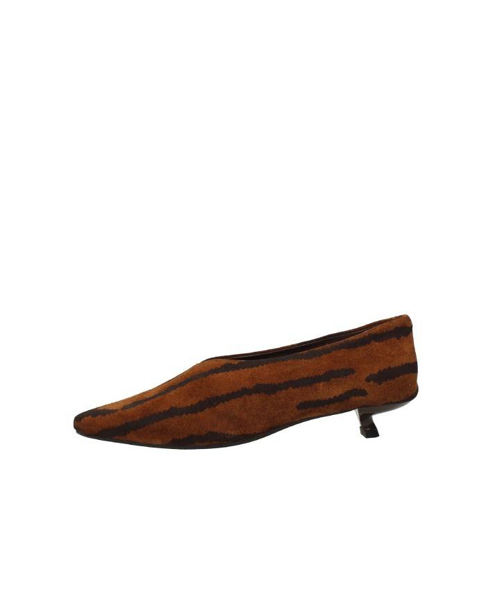 JVAM Grant40177 Décolleté accollata "kitten heels" in camoscio animalier Cognac JVAM Grant40177 Décolleté accollata "kitten heels" in camoscio animalier Cognac