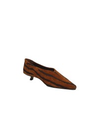 JVAM Grant40177 Décolleté accollata "kitten heels" in camoscio animalier Cognac
