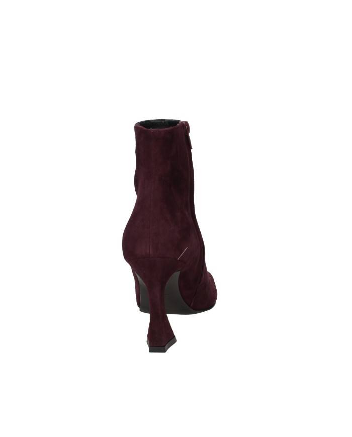 Albano 2903 Tronchetto alla caviglia con zip in camoscio Bordeaux Albano 2903 Tronchetto alla caviglia con zip in camoscio Bordeaux