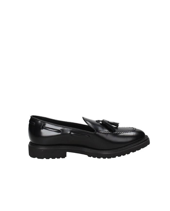 VSL 7822 Mocassino donna con nappe in pelle lucidata Nero VSL 7822 Mocassino donna con nappe in pelle lucidata Nero