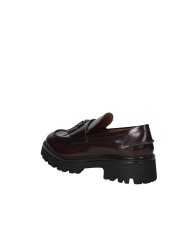 VSL 7630 Mocassino carrarmato in pelle con nappine Bordeaux
