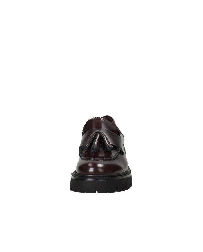 VSL 7630 Mocassino carrarmato in pelle con nappine Bordeaux VSL 7630 Mocassino carrarmato in pelle con nappine Bordeaux