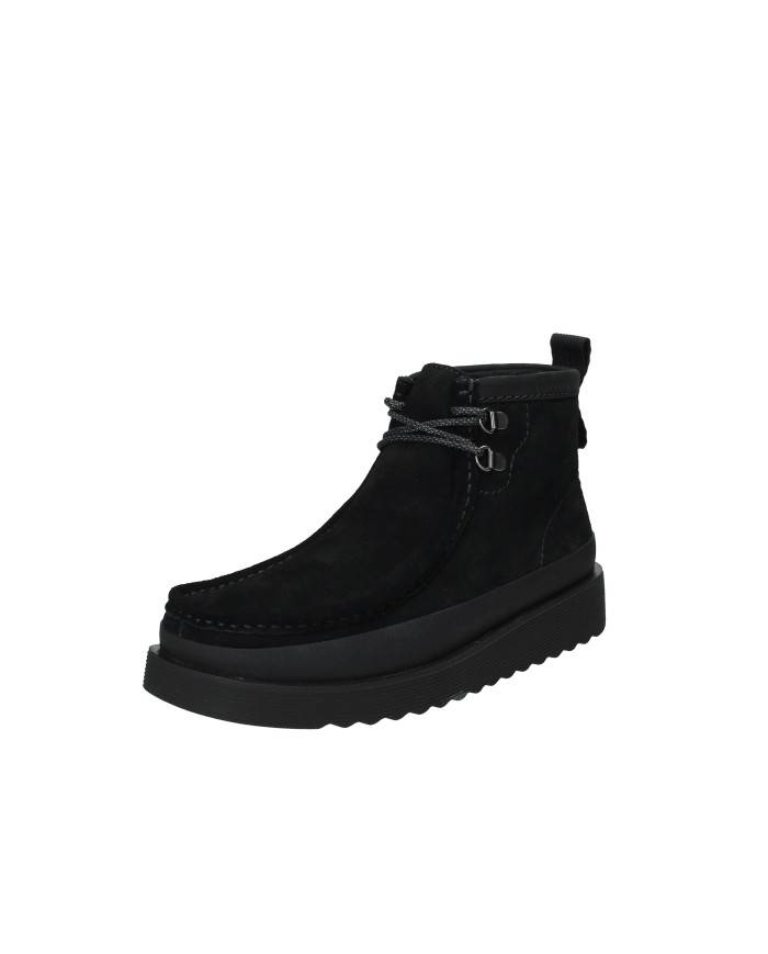 Clarks WallabeeFTR2Hi.26183461 Polacchino allacciato da uomo in pelle scamosciata Nero Clarks WallabeeFTR2Hi.26183461 Polacchino allacciato da uomo in pelle scamosciata Nero