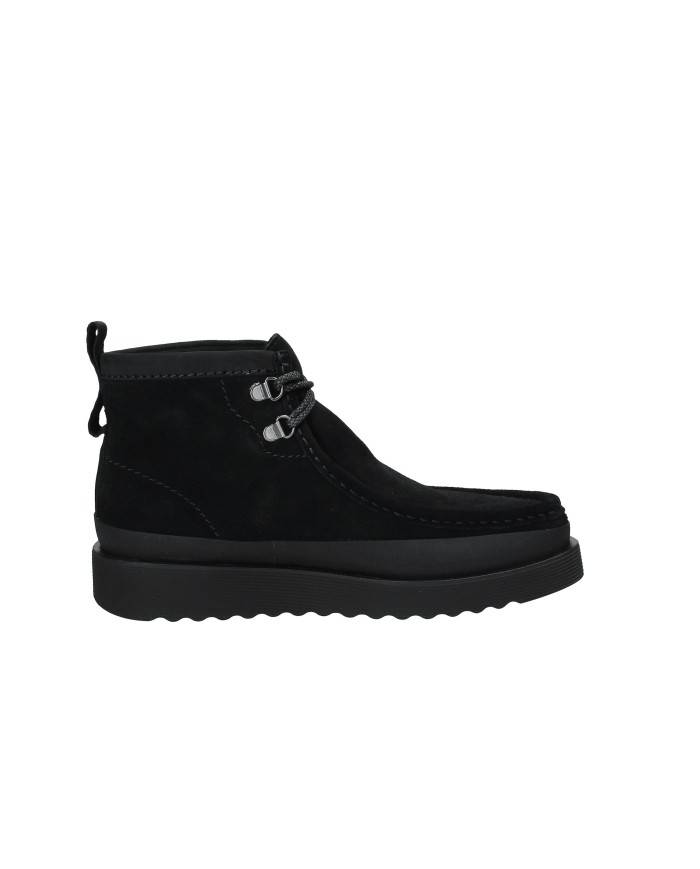 Clarks WallabeeFTR2Hi.26183461 Polacchino allacciato da uomo in pelle scamosciata Nero Clarks WallabeeFTR2Hi.26183461 Polacchino allacciato da uomo in pelle scamosciata Nero