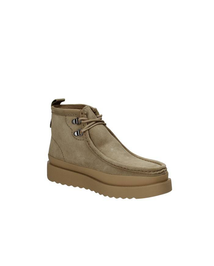 Clarks WallabeeFTR2Hi.26183462 Polacchino allacciato da uomo in pelle scamosciata Cammello Clarks WallabeeFTR2Hi.26183462 Polacchino allacciato da uomo in pelle scamosciata Cammello