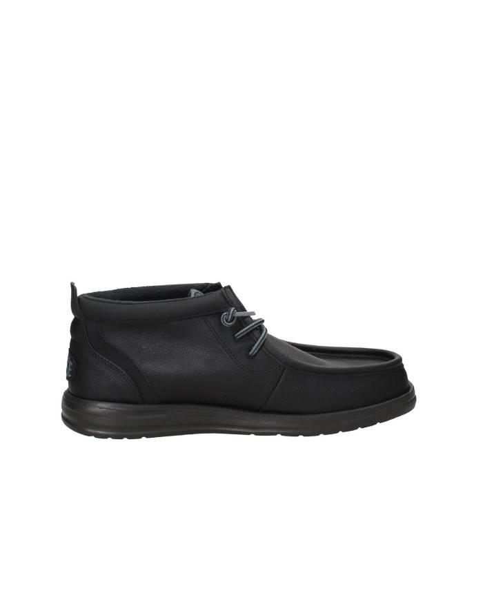 Hey Dude Shoes Wally Mid Grip Classic.060 Polacchino uomo in eco nabuk Nero Hey Dude Shoes Wally Mid Grip Classic.060 Polacchino uomo in eco nabuk Nero