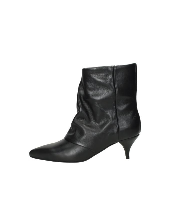 The Icona Sarah25 Tronchetto ghetta in pelle Nero