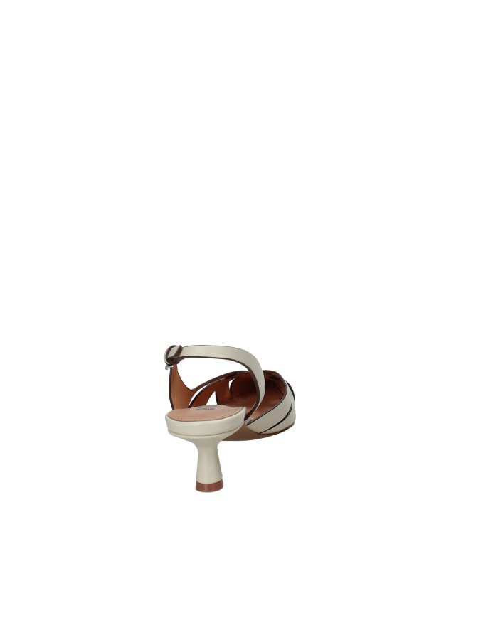 Bibi Lou 632z10vk Décolleté slingback a punta in pelle Off White