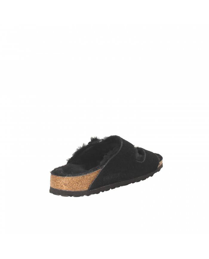 Birkenstock Sandalo in shearling e camoscio Nero Arizona Shearling.... Birkenstock Sandalo in shearling e camoscio Nero Arizona Shearling....