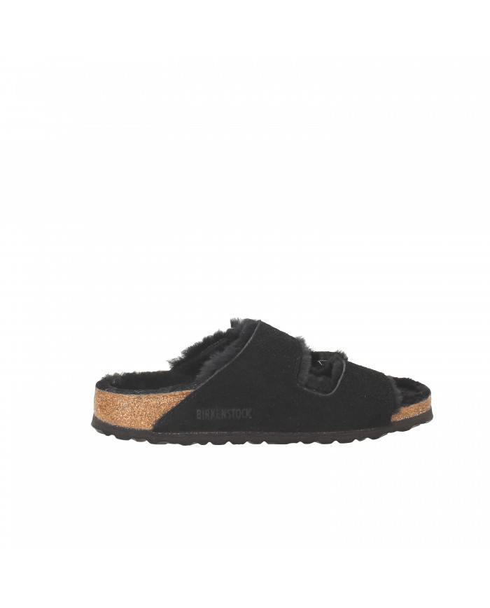 Birkenstock Sandalo in shearling e camoscio Nero Arizona Shearling.... Birkenstock Sandalo in shearling e camoscio Nero Arizona Shearling....