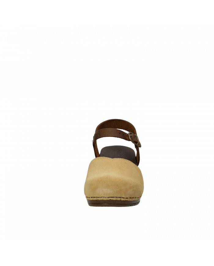 Sanita Zoccolo in nabuk e camoscio Sabbia Sanos Nuova Collezione Sa... Sanita Zoccolo in nabuk e camoscio Sabbia Sanos Nuova Collezione Sa...
