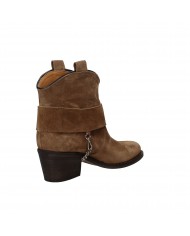 Via Roma 15 Tronchetto in camoscio Nocciola 3953 Nuova Collezione V...