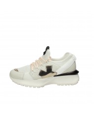 Ixos Sneaker in pelle e tessuto Bianco e Oro Y23E20102.015msv Nuova... Ixos Sneaker in pelle e tessuto Bianco e Oro Y23E20102.015msv Nuova...