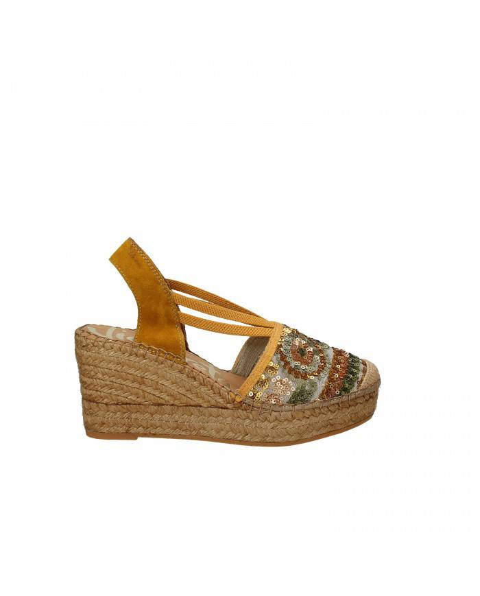 Vidorreta Espadrilla in paillettes Ocra 18400.30 Nuova Collezione V... Vidorreta Espadrilla in paillettes Ocra 18400.30 Nuova Collezione V...