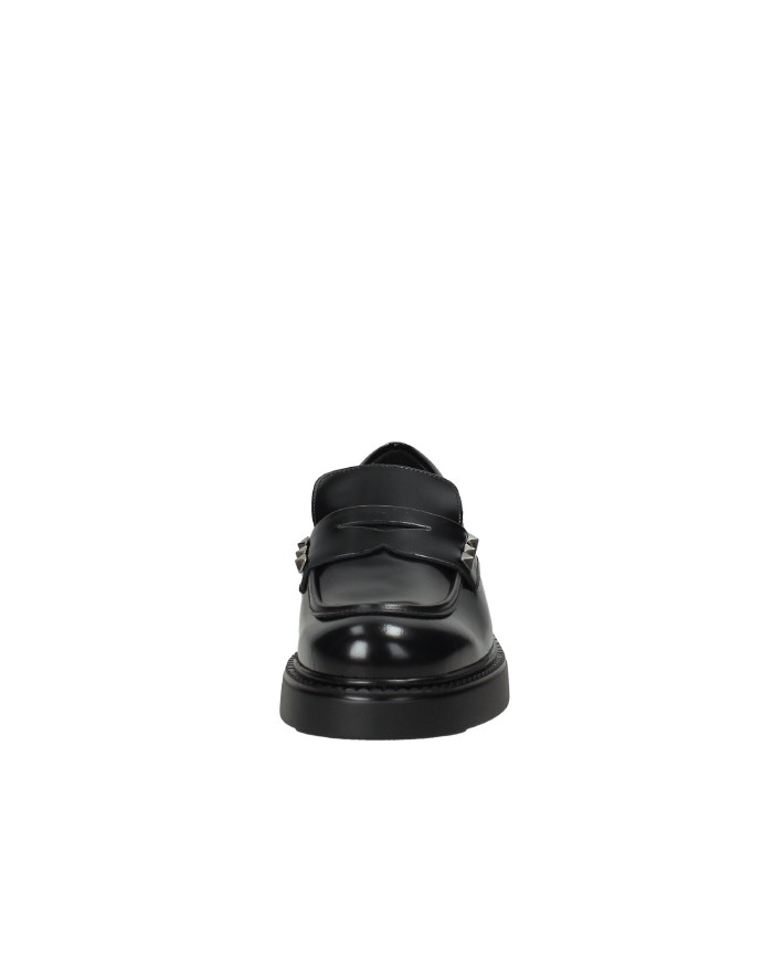 VSL 7709 Mocassino con borchie in pelle lucida Nero