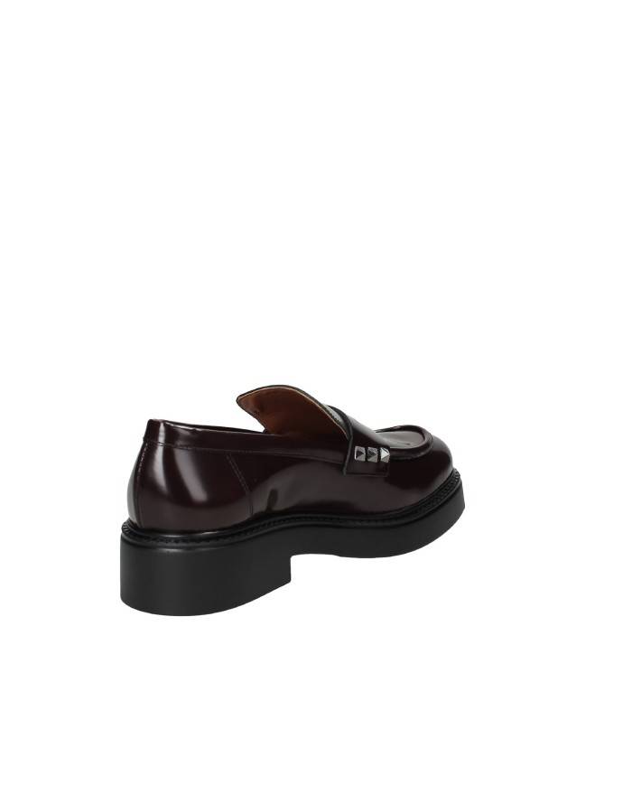 VSL 7709 Mocassino con borchie in pelle lucida Testa Moro
