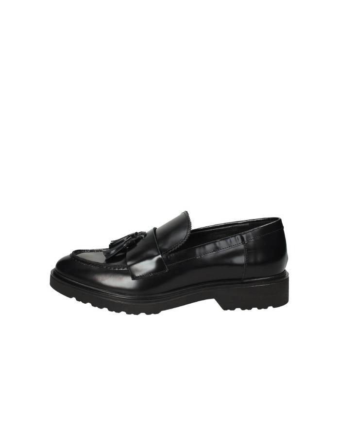 VSL 6441 Mocassino in pelle con nappine Nero