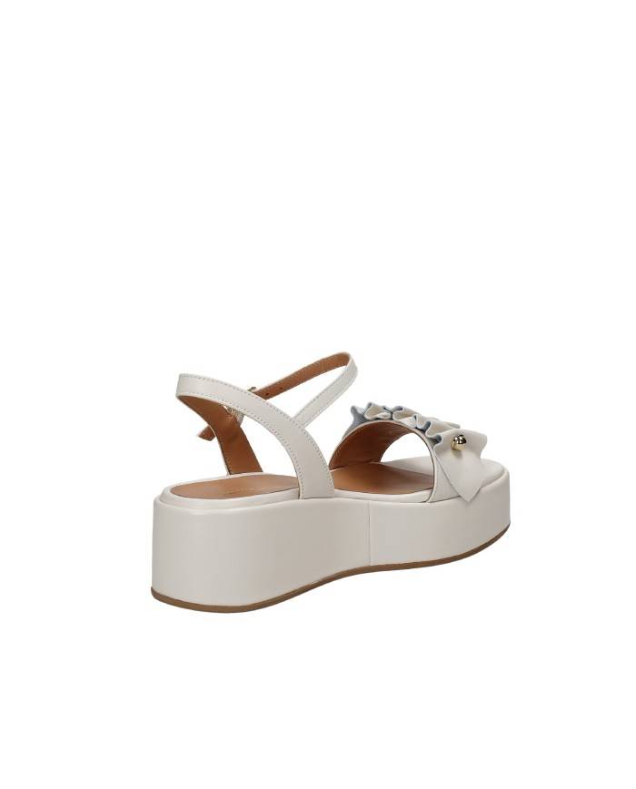 Gianmarco Sorelli 2214 Sandalo con zeppa e rouches in pelle Off White Gianmarco Sorelli 2214 Sandalo con zeppa e rouches in pelle Off White