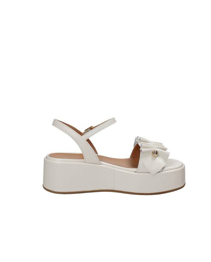 Gianmarco Sorelli 2214 Sandalo con zeppa e rouches in pelle Off White Gianmarco Sorelli 2214 Sandalo con zeppa e rouches in pelle Off White