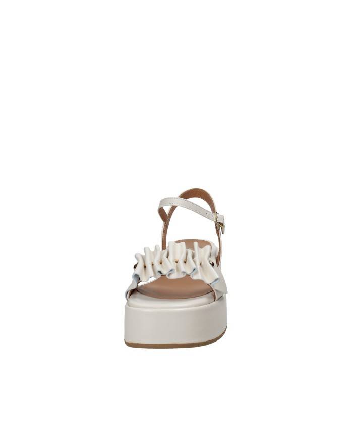 Gianmarco Sorelli 2214 Sandalo con zeppa e rouches in pelle Off White Gianmarco Sorelli 2214 Sandalo con zeppa e rouches in pelle Off White