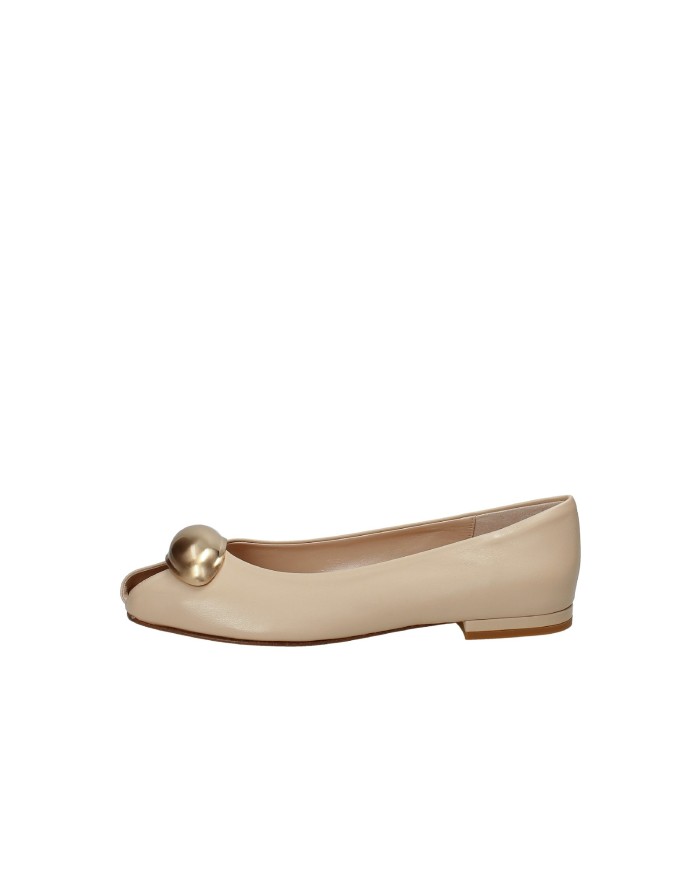 Il Borgo Firenze 7302 Ballerina spuntata in pelle con accessorio Nude Il Borgo Firenze 7302 Ballerina spuntata in pelle con accessorio Nude